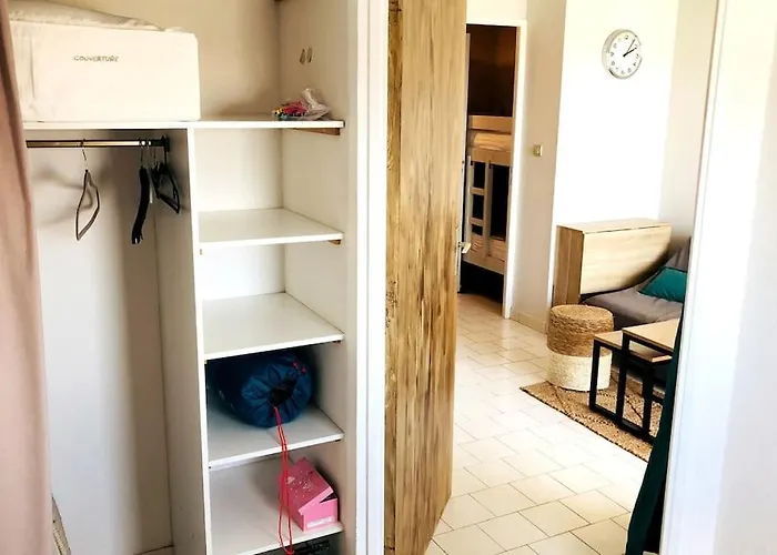 Appartement T2 Climatise A 1 Min Mer, Balcon, Piscine