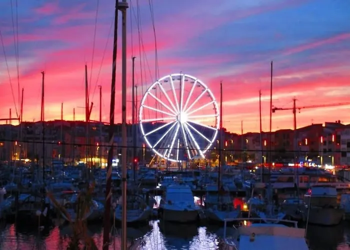 T2 Climatise A 1 Min Mer, Balcon, Piscine Daire *