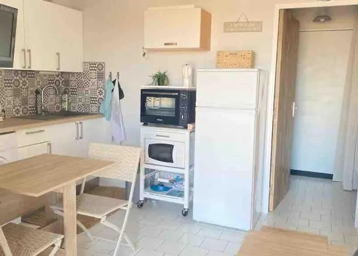 T2 Climatise A 1 Min Mer, Balcon, Piscine Agde