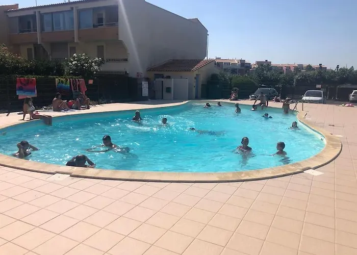 Daire T2 Climatise A 1 Min Mer, Balcon, Piscine *