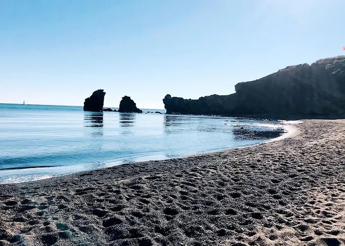 T2 Climatise A 1 Min Mer, Balcon, Piscine